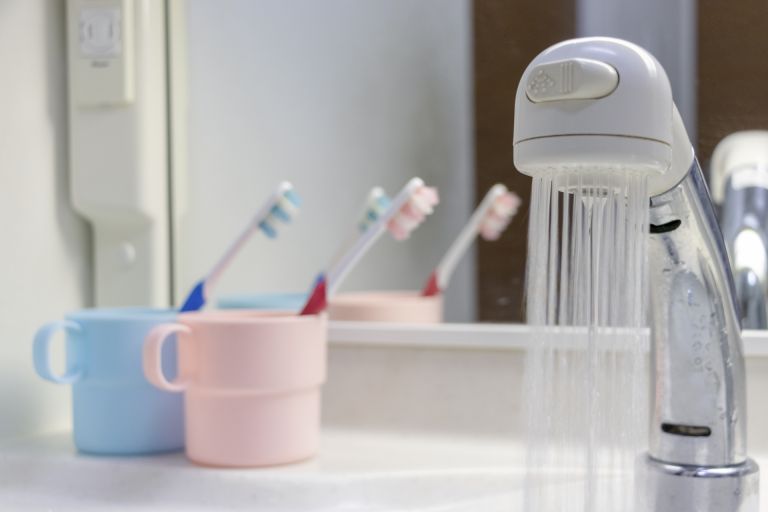 家庭の安全な水生活を守る浄水器の基礎知識と賢い選び方ガイド